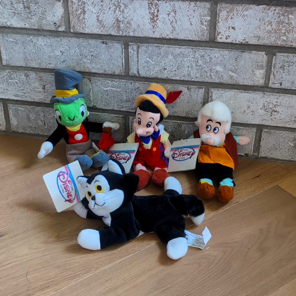 Disney Store Pinocchio plush set